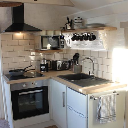 Beautiful Barn Conversion, 3 Bed, Hot Tub, Sauna, Gym, Enclosed Garden 라이드 외부 사진