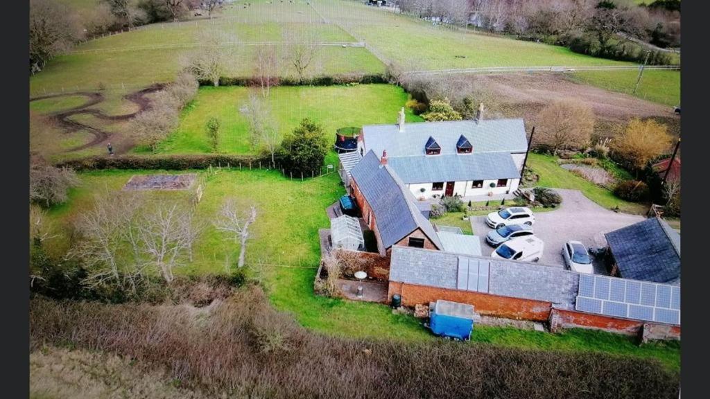 Beautiful Barn Conversion, 3 Bed, Hot Tub, Sauna, Gym, Enclosed Garden 라이드 외부 사진